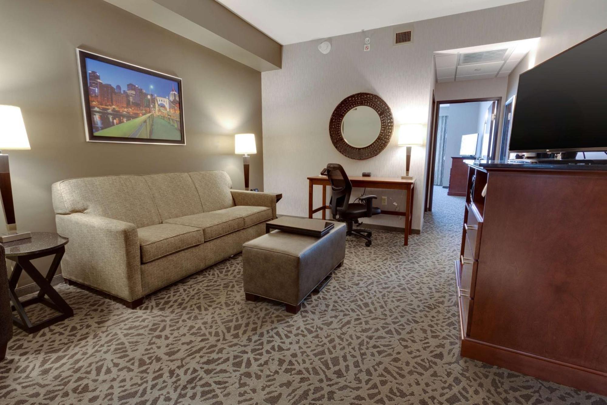 Drury Inn & Suites Pittsburgh Airport Settlers Ridge Ngoại thất bức ảnh